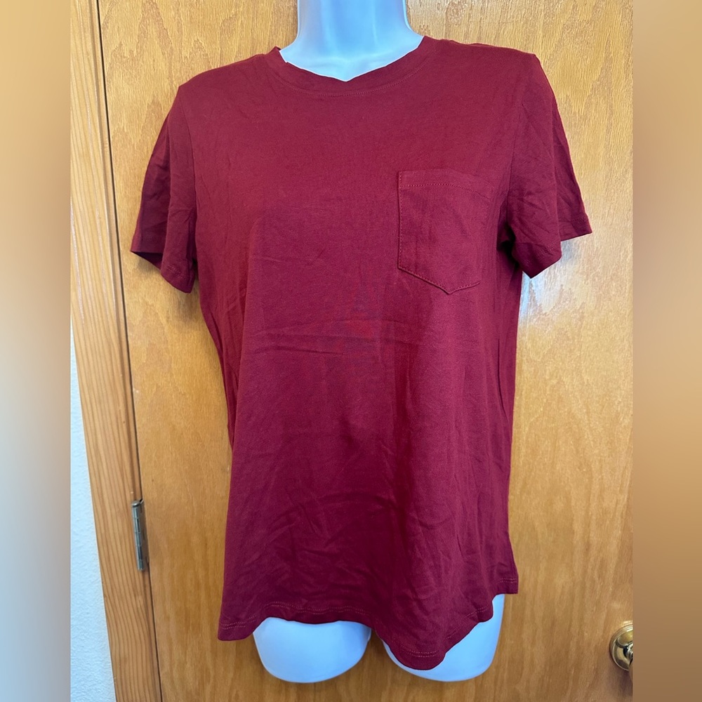 Style & Co tee with pocket Size PM